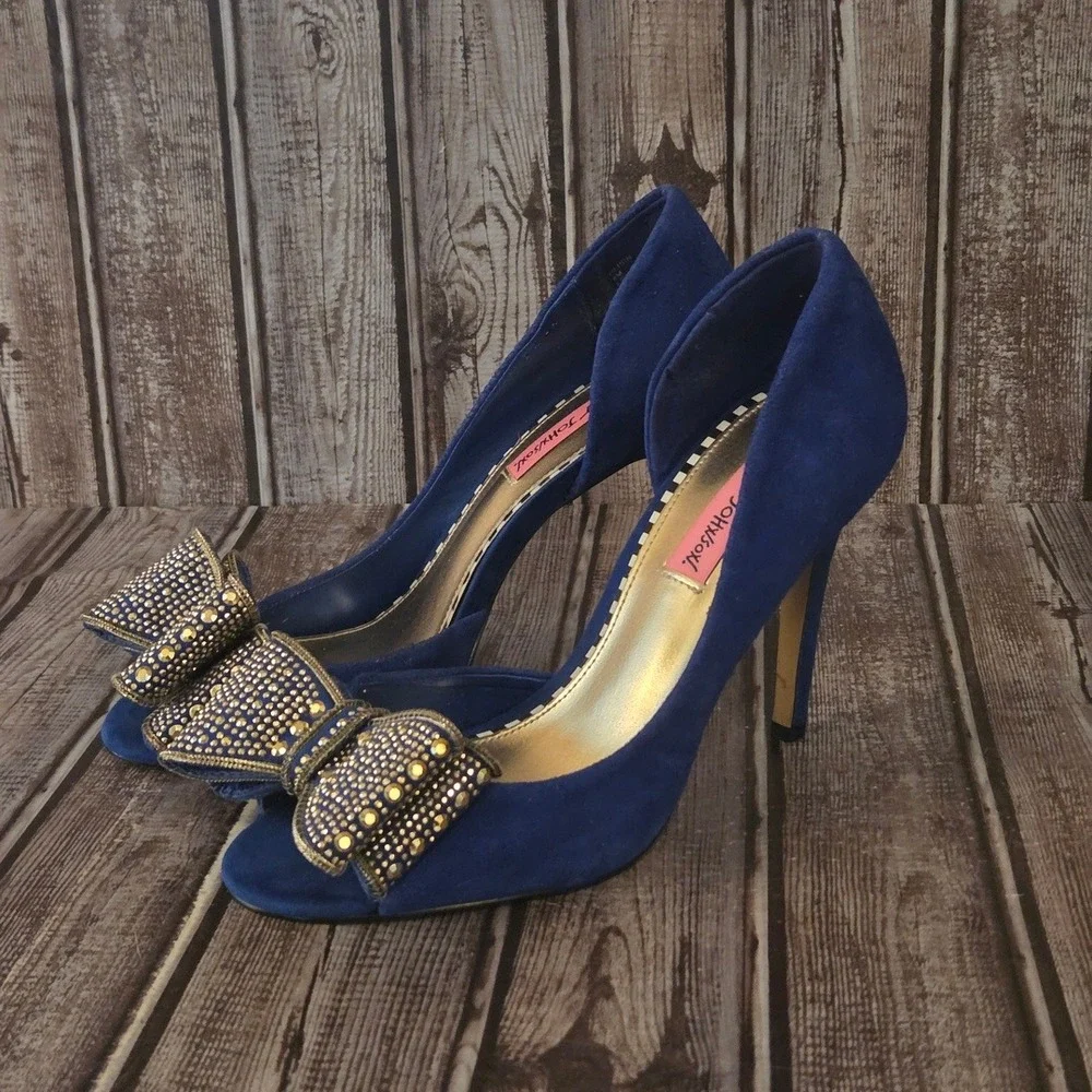 Sz 8 M Betsey Johnson Glisin Blue Suede Studded Bow Peep Toe Heels Pumps Shoes